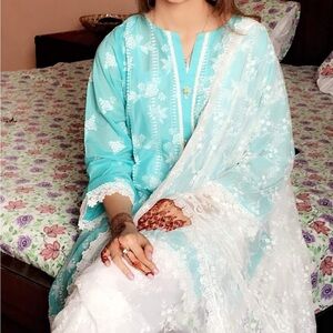 Image Blue and White Embroidered Kurta